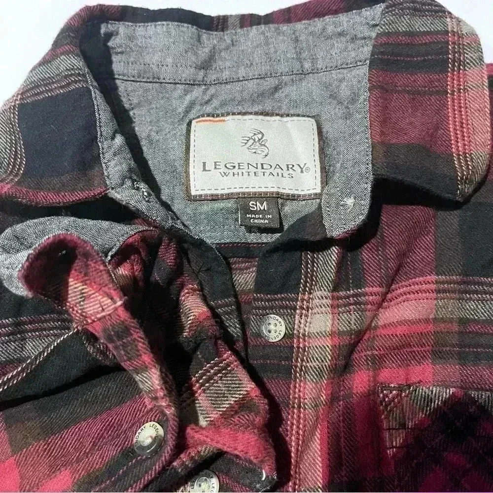 Legendary Whitetails Women Medium CottageFlannel Long Sleeve Plaid fitted cotton